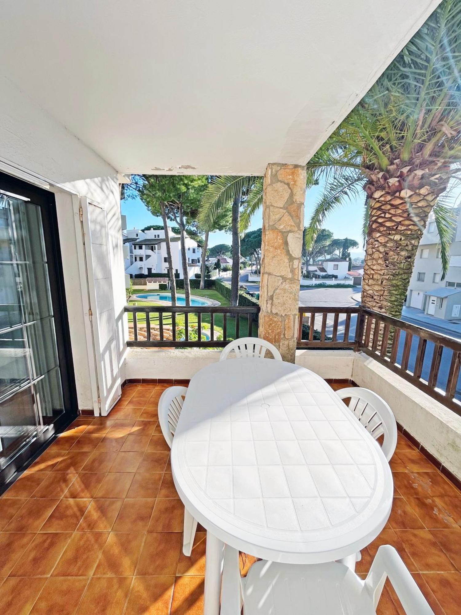 L' Escala Apartamento En La Escala Con Piscina Y Parking מראה חיצוני תמונה