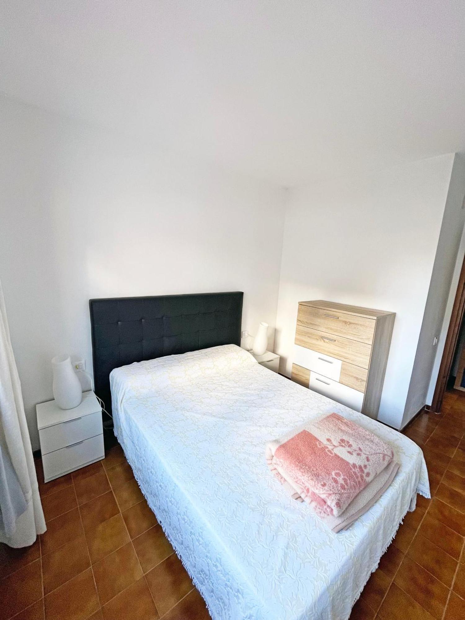 L' Escala Apartamento En La Escala Con Piscina Y Parking מראה חיצוני תמונה