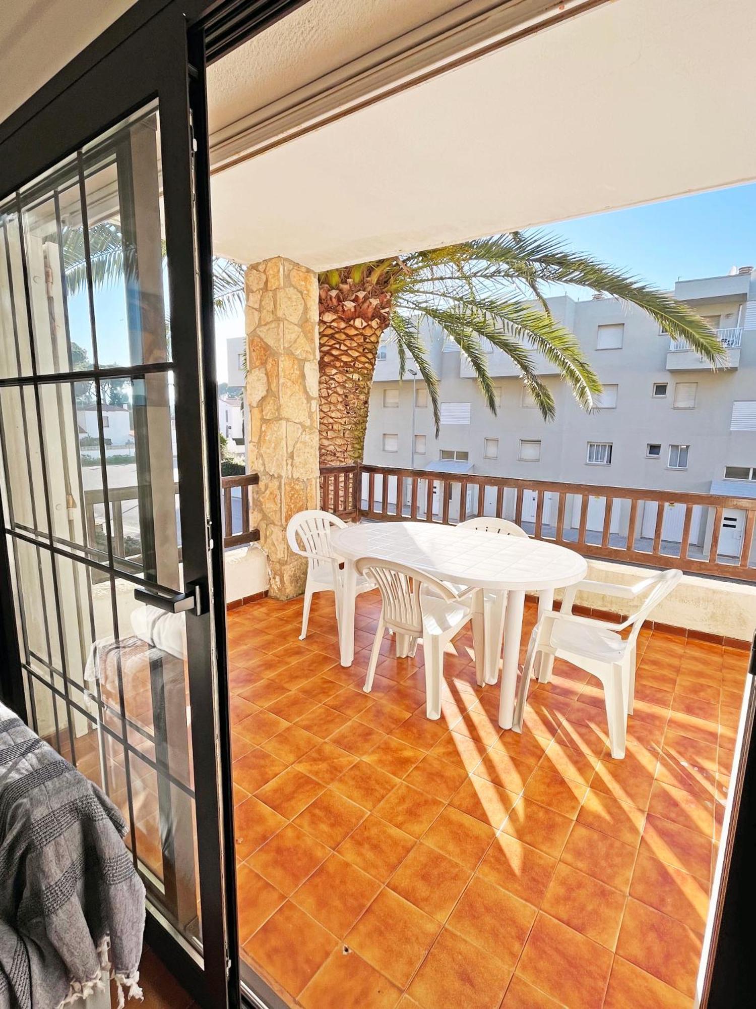 L' Escala Apartamento En La Escala Con Piscina Y Parking מראה חיצוני תמונה