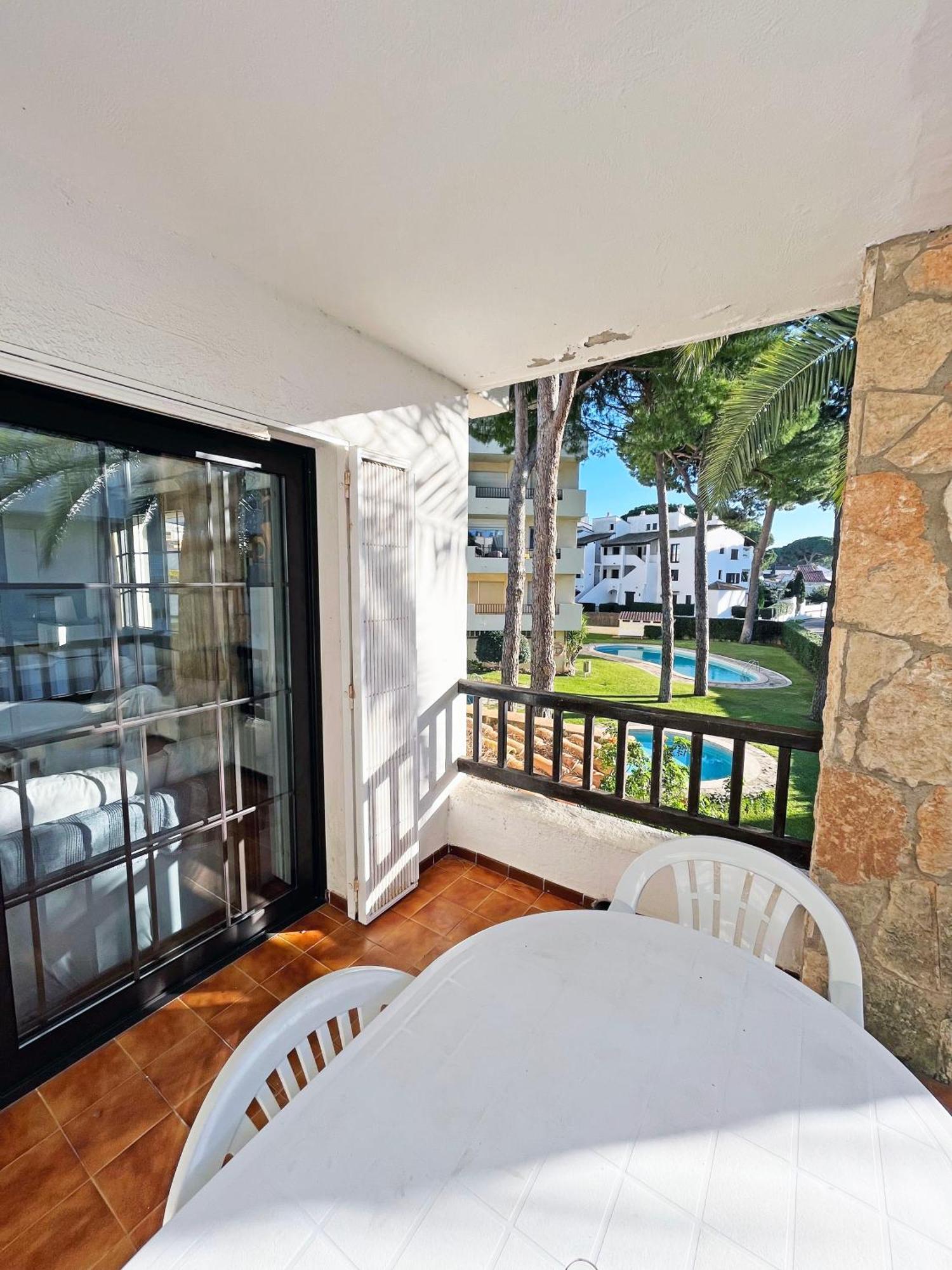 L' Escala Apartamento En La Escala Con Piscina Y Parking מראה חיצוני תמונה